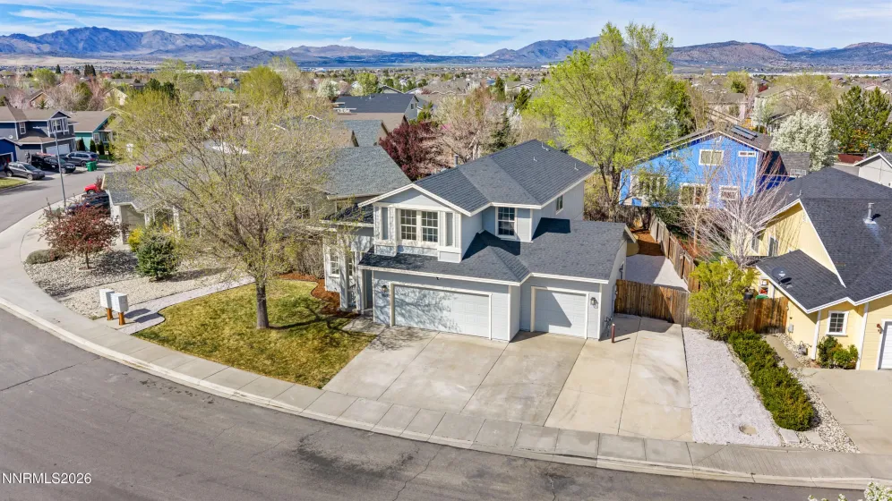 9561 Black Bear, Reno, Nevada 89506, 4 Bedrooms Bedrooms, ,3 BathroomsBathrooms,Residential,Residential,Black Bear,260003526