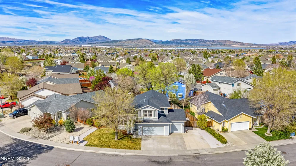 9561 Black Bear, Reno, Nevada 89506, 4 Bedrooms Bedrooms, ,3 BathroomsBathrooms,Residential,Residential,Black Bear,260003526