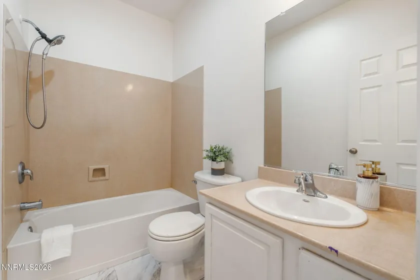 7593 Gold, Reno, Nevada 89506, 3 Bedrooms Bedrooms, ,2 BathroomsBathrooms,Residential,Residential,Gold,260003527