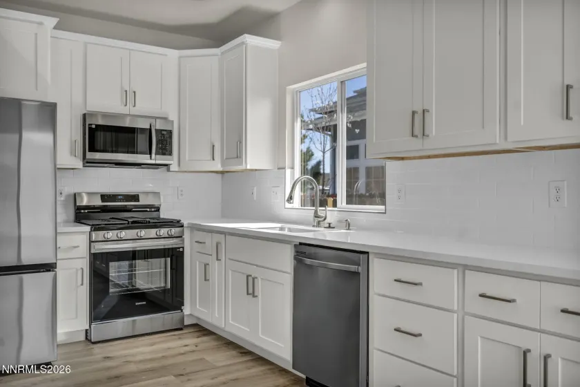 770 Golden Valley, Reno, Nevada 89506, 3 Bedrooms Bedrooms, ,2 BathroomsBathrooms,Residential,Residential,Golden Valley,260003529