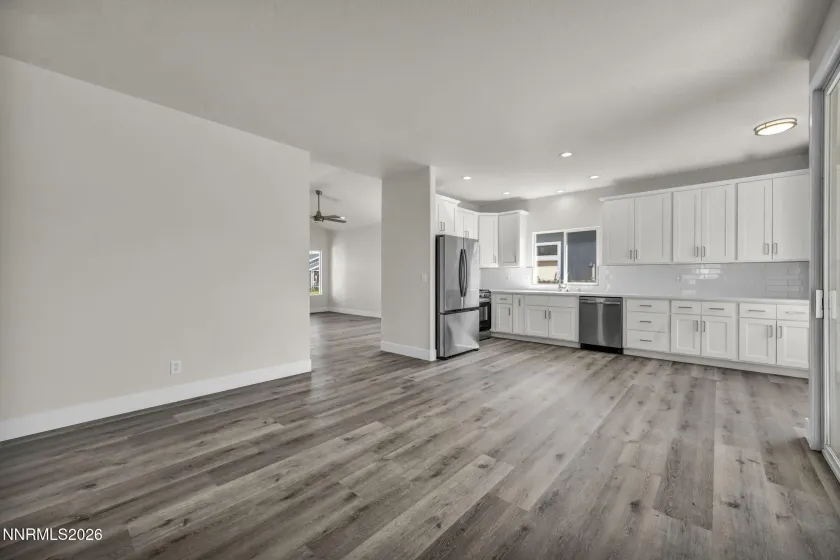 770 Golden Valley, Reno, Nevada 89506, 3 Bedrooms Bedrooms, ,2 BathroomsBathrooms,Residential,Residential,Golden Valley,260003529