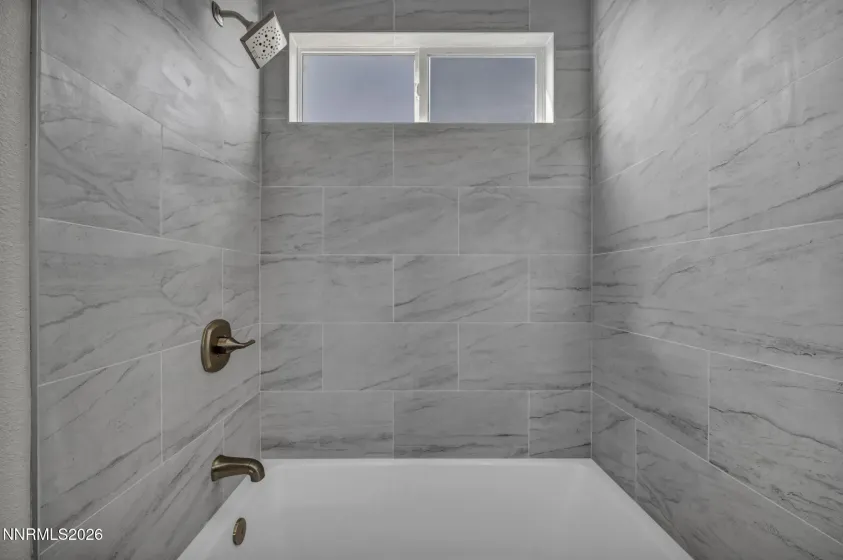 770 Golden Valley, Reno, Nevada 89506, 3 Bedrooms Bedrooms, ,2 BathroomsBathrooms,Residential,Residential,Golden Valley,260003529