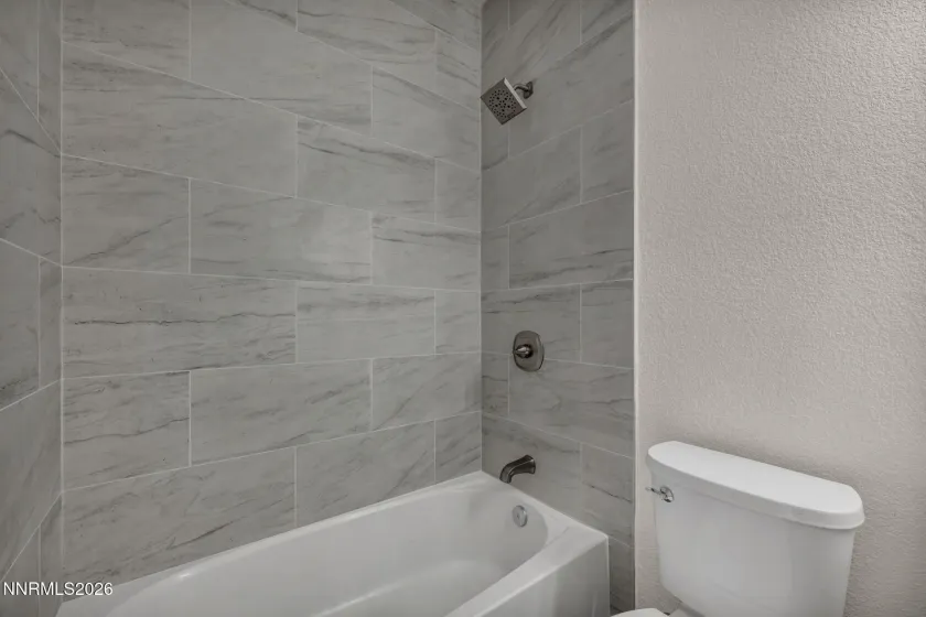 770 Golden Valley, Reno, Nevada 89506, 3 Bedrooms Bedrooms, ,2 BathroomsBathrooms,Residential,Residential,Golden Valley,260003529