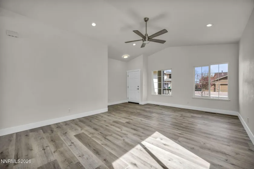 770 Golden Valley, Reno, Nevada 89506, 3 Bedrooms Bedrooms, ,2 BathroomsBathrooms,Residential,Residential,Golden Valley,260003529