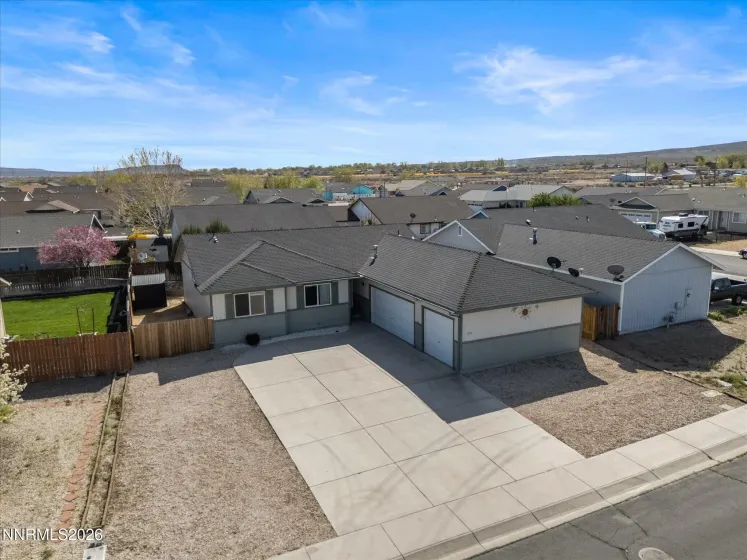 830 Stanton, Fernley, Nevada 89408, 3 Bedrooms Bedrooms, ,2 BathroomsBathrooms,Residential,Residential,Stanton,260003528