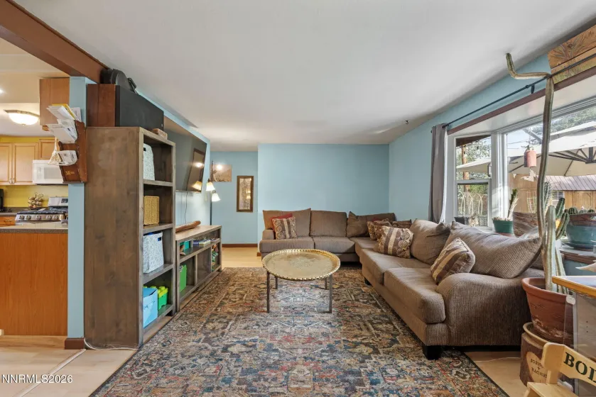 2060 Carlin, Reno, Nevada 89503, 3 Bedrooms Bedrooms, ,2 BathroomsBathrooms,Residential,Residential,Carlin,260003533