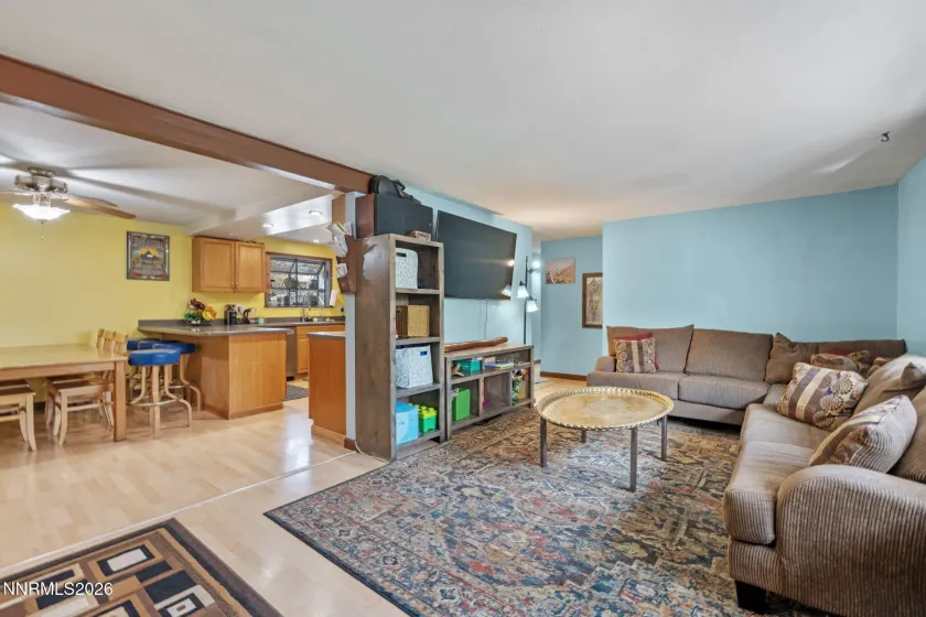 2060 Carlin, Reno, Nevada 89503, 3 Bedrooms Bedrooms, ,2 BathroomsBathrooms,Residential,Residential,Carlin,260003533