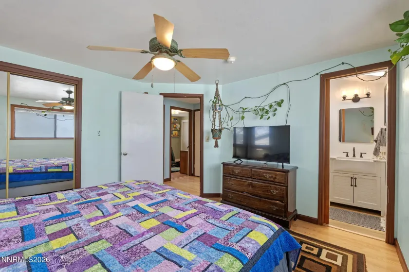 2060 Carlin, Reno, Nevada 89503, 3 Bedrooms Bedrooms, ,2 BathroomsBathrooms,Residential,Residential,Carlin,260003533