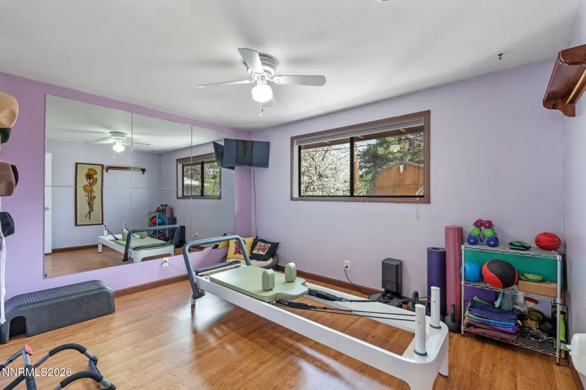 2060 Carlin, Reno, Nevada 89503, 3 Bedrooms Bedrooms, ,2 BathroomsBathrooms,Residential,Residential,Carlin,260003533