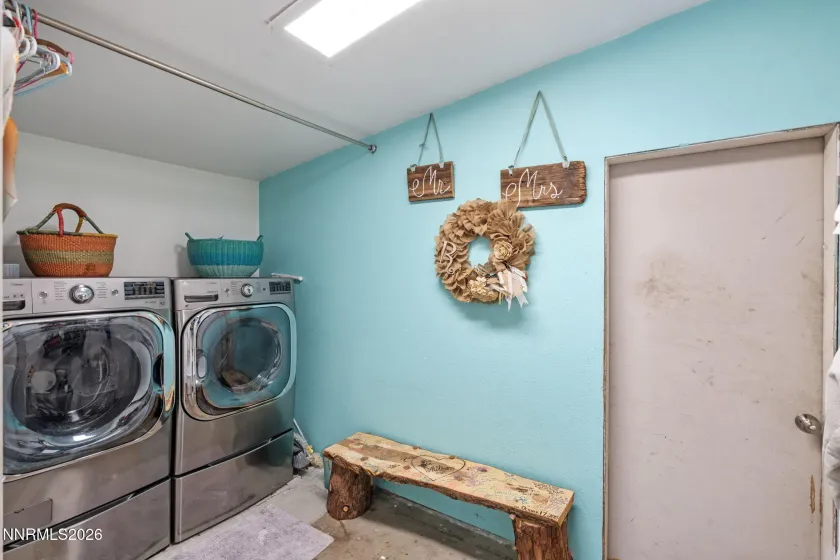 2060 Carlin, Reno, Nevada 89503, 3 Bedrooms Bedrooms, ,2 BathroomsBathrooms,Residential,Residential,Carlin,260003533