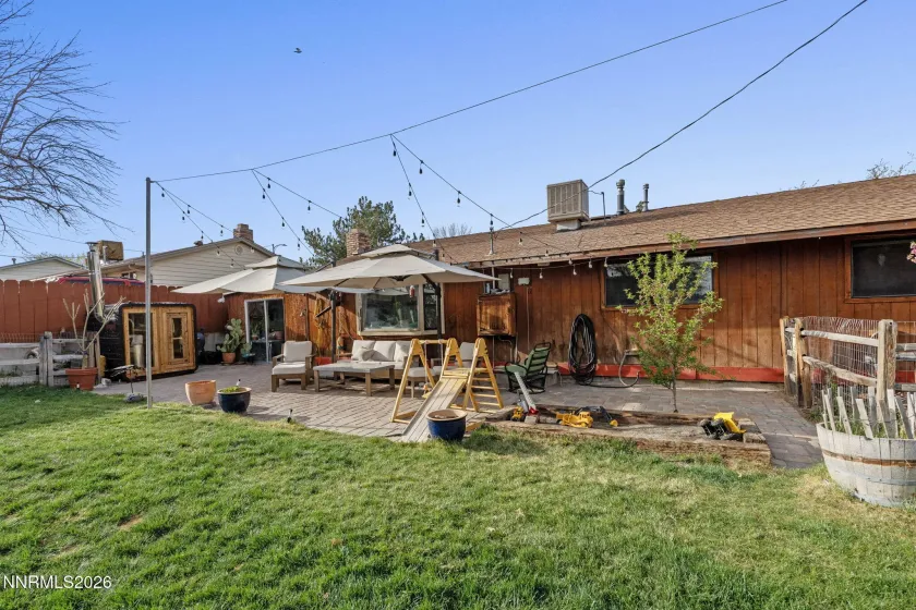 2060 Carlin, Reno, Nevada 89503, 3 Bedrooms Bedrooms, ,2 BathroomsBathrooms,Residential,Residential,Carlin,260003533