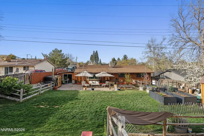 2060 Carlin, Reno, Nevada 89503, 3 Bedrooms Bedrooms, ,2 BathroomsBathrooms,Residential,Residential,Carlin,260003533