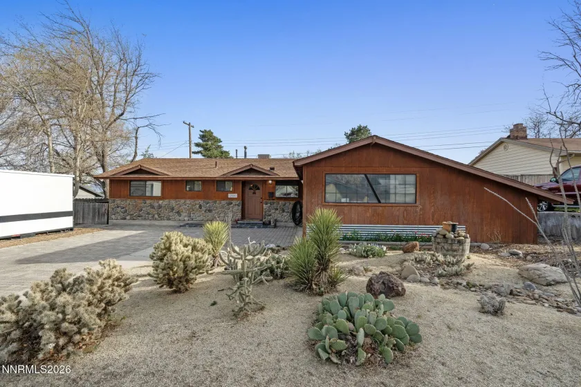 2060 Carlin, Reno, Nevada 89503, 3 Bedrooms Bedrooms, ,2 BathroomsBathrooms,Residential,Residential,Carlin,260003533