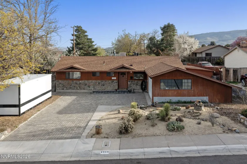 2060 Carlin, Reno, Nevada 89503, 3 Bedrooms Bedrooms, ,2 BathroomsBathrooms,Residential,Residential,Carlin,260003533