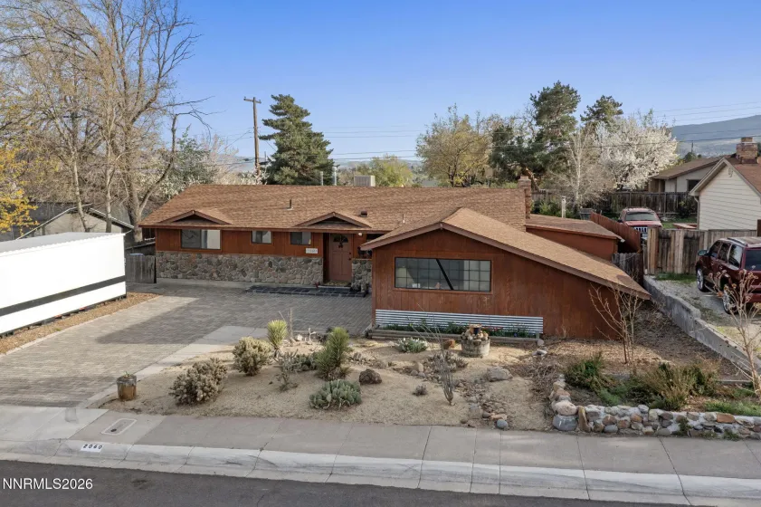 2060 Carlin, Reno, Nevada 89503, 3 Bedrooms Bedrooms, ,2 BathroomsBathrooms,Residential,Residential,Carlin,260003533