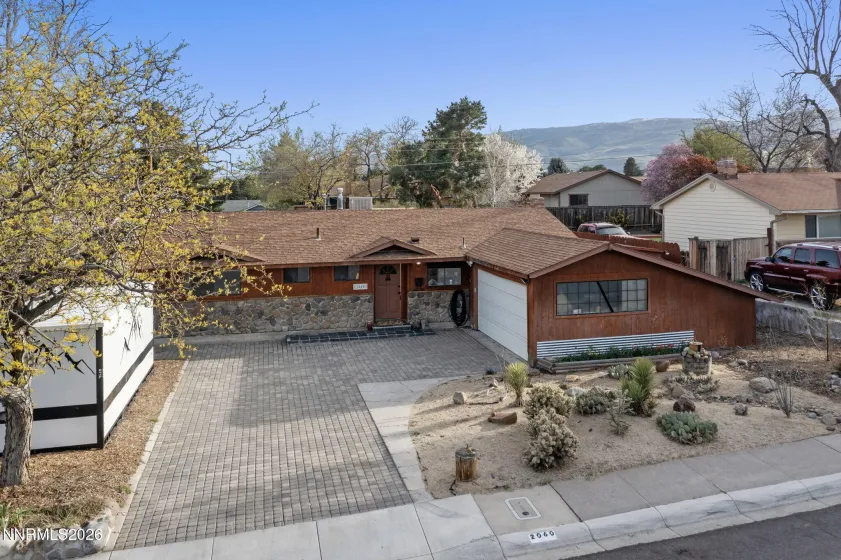 2060 Carlin, Reno, Nevada 89503, 3 Bedrooms Bedrooms, ,2 BathroomsBathrooms,Residential,Residential,Carlin,260003533