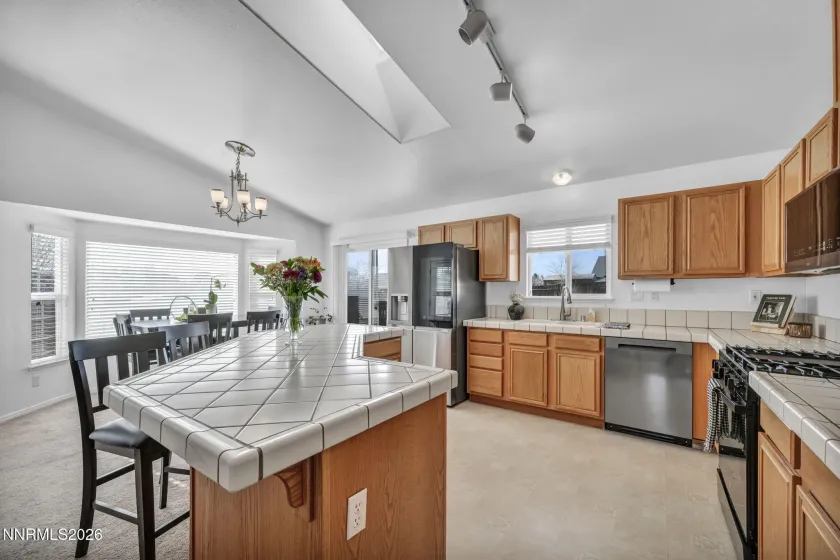 1442 Rosy Finch, Sparks, Nevada 89441, 3 Bedrooms Bedrooms, ,2 BathroomsBathrooms,Residential,Residential,Rosy Finch,260003532