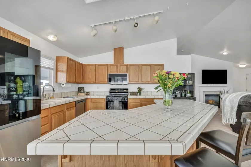 1442 Rosy Finch, Sparks, Nevada 89441, 3 Bedrooms Bedrooms, ,2 BathroomsBathrooms,Residential,Residential,Rosy Finch,260003532