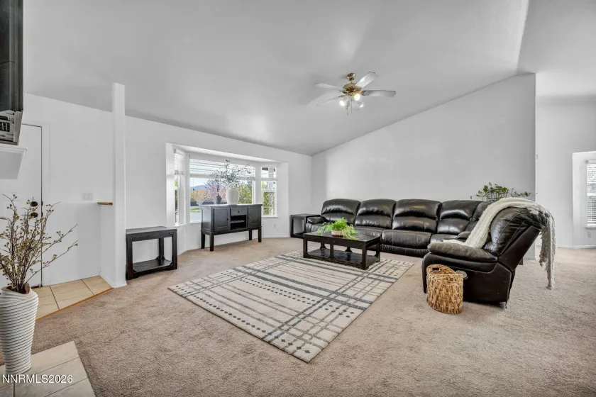 1442 Rosy Finch, Sparks, Nevada 89441, 3 Bedrooms Bedrooms, ,2 BathroomsBathrooms,Residential,Residential,Rosy Finch,260003532