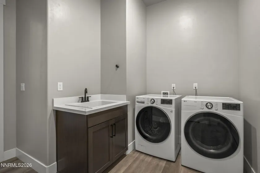 1598 River Hill, Reno, Nevada 89523, 3 Bedrooms Bedrooms, ,5 BathroomsBathrooms,Residential,Residential,River Hill,260003534