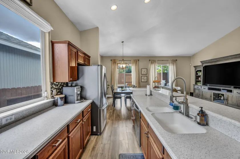 7442 Celeste, Reno, Nevada 89511, 3 Bedrooms Bedrooms, ,2 BathroomsBathrooms,Residential,Residential,Celeste,260003538