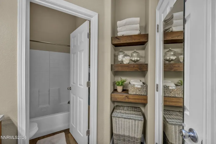 7442 Celeste, Reno, Nevada 89511, 3 Bedrooms Bedrooms, ,2 BathroomsBathrooms,Residential,Residential,Celeste,260003538