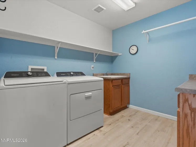 2235 Contrail, Spanish Springs, Nevada 89441, 5 Bedrooms Bedrooms, ,3 BathroomsBathrooms,Residential,Residential,Contrail,260003551