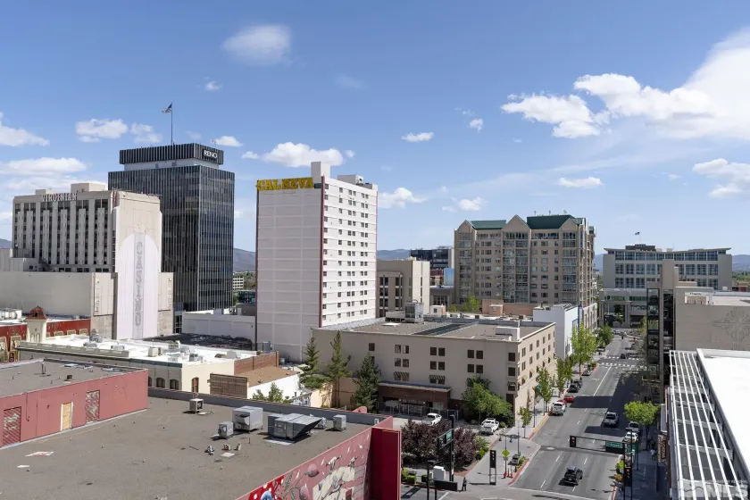 255 Sierra, Reno, Nevada 89501, 1 Bedroom Bedrooms, ,1 BathroomBathrooms,Residential,Residential,Sierra,260003554
