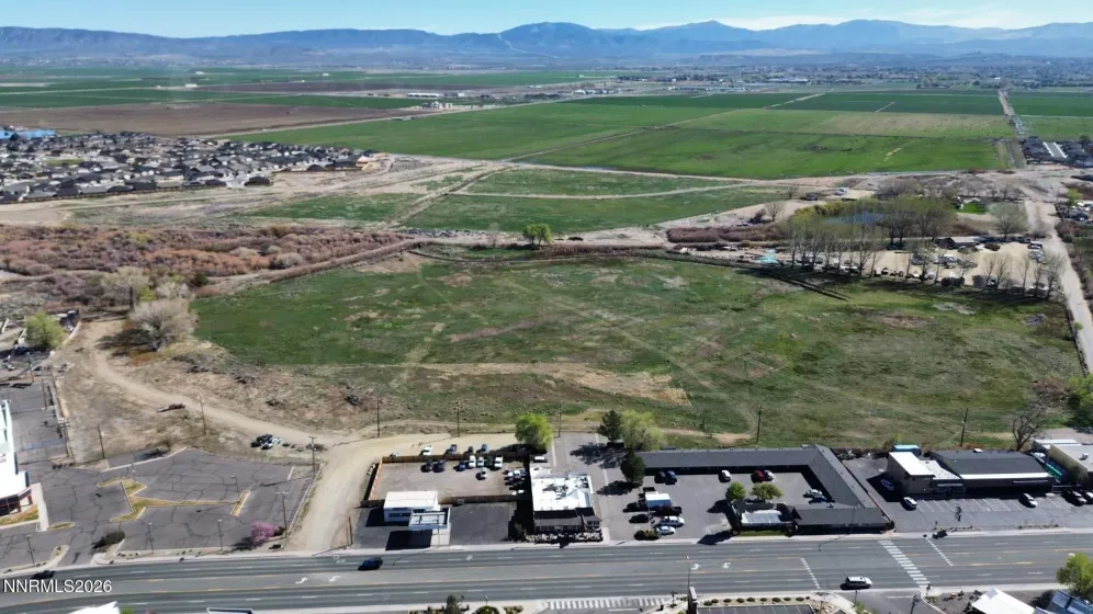 1597 Us Highway 395, Minden, Nevada 89423, ,Commercial Sale,Residential,Us Highway 395,260003553