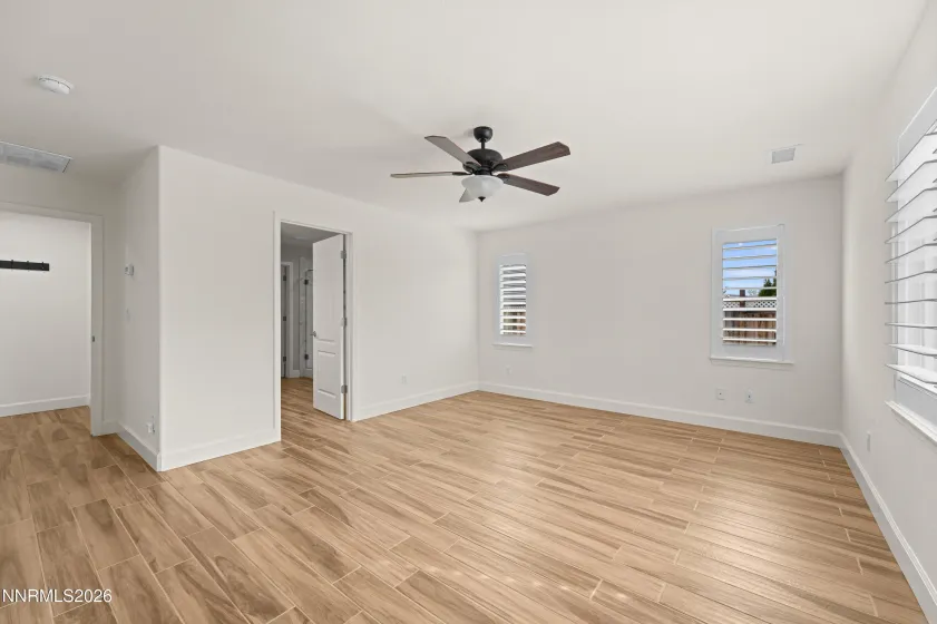 7423 Comet, Sparks, Nevada 89436, 4 Bedrooms Bedrooms, ,3 BathroomsBathrooms,Residential,Residential,Comet,260003563