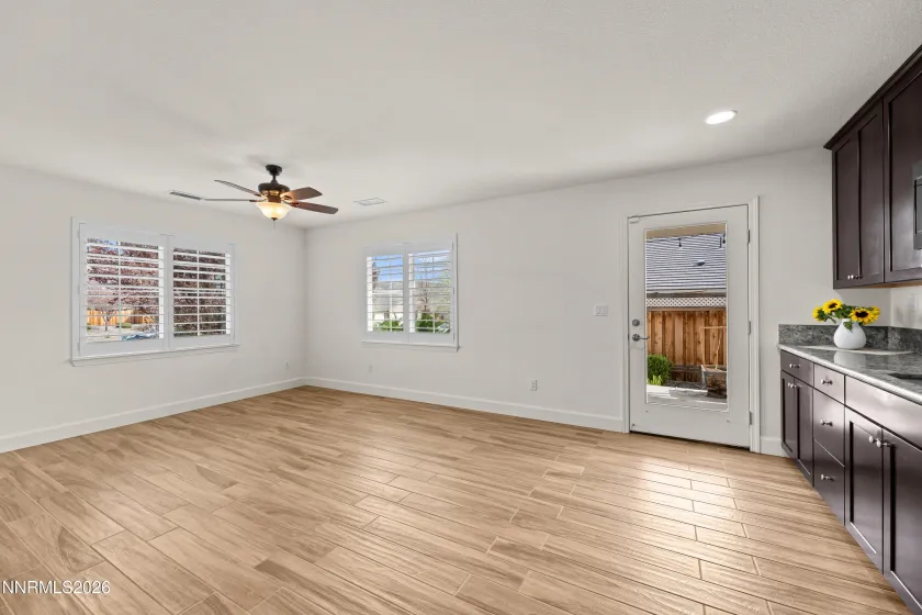 7423 Comet, Sparks, Nevada 89436, 4 Bedrooms Bedrooms, ,3 BathroomsBathrooms,Residential,Residential,Comet,260003563