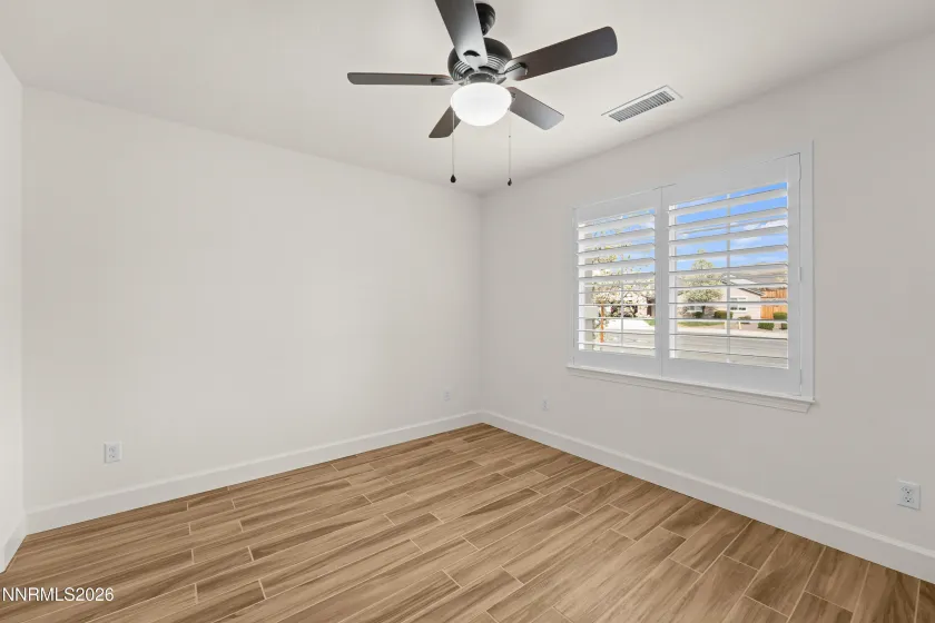 7423 Comet, Sparks, Nevada 89436, 4 Bedrooms Bedrooms, ,3 BathroomsBathrooms,Residential,Residential,Comet,260003563