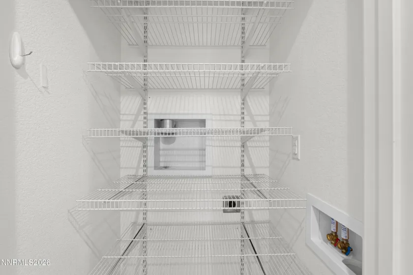 7423 Comet, Sparks, Nevada 89436, 4 Bedrooms Bedrooms, ,3 BathroomsBathrooms,Residential,Residential,Comet,260003563