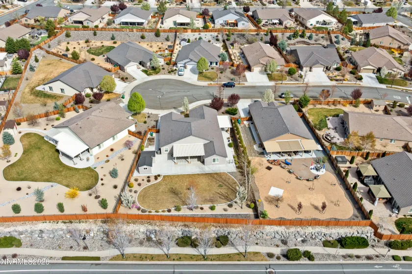 7423 Comet, Sparks, Nevada 89436, 4 Bedrooms Bedrooms, ,3 BathroomsBathrooms,Residential,Residential,Comet,260003563