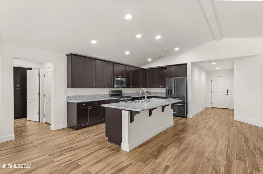 7423 Comet, Sparks, Nevada 89436, 4 Bedrooms Bedrooms, ,3 BathroomsBathrooms,Residential,Residential,Comet,260003563