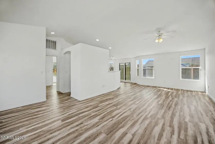 133 Prairie, Fernley, Nevada 89408, 3 Bedrooms Bedrooms, ,2 BathroomsBathrooms,Residential,Residential,Prairie,260003564