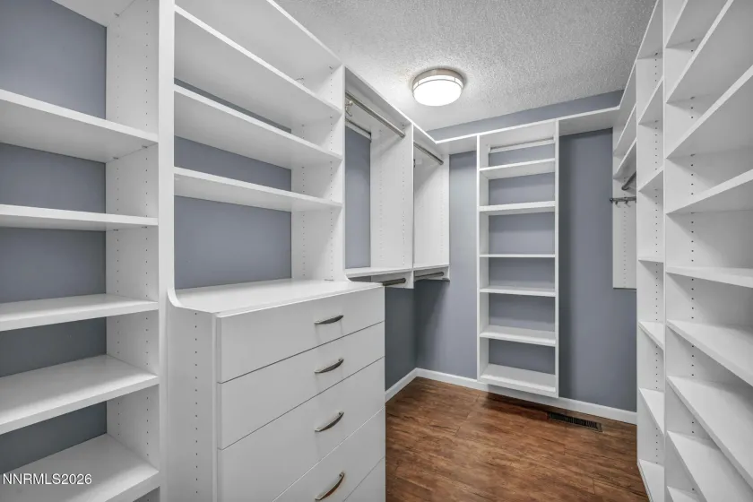 3325 Hidden Valley, Reno, Nevada 89502, 3 Bedrooms Bedrooms, ,3 BathroomsBathrooms,Residential,Residential,Hidden Valley,260003568