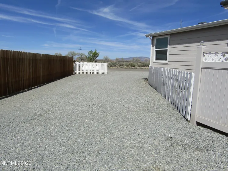 1 Calico Hills, Yerington, Nevada 89447, 3 Bedrooms Bedrooms, ,2 BathroomsBathrooms,Residential,Residential,Calico Hills,260003570