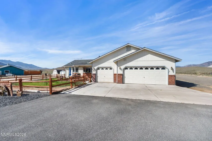 219 David, Stagecoach, Nevada 89429, 3 Bedrooms Bedrooms, ,2 BathroomsBathrooms,Residential,Residential,David,260003574