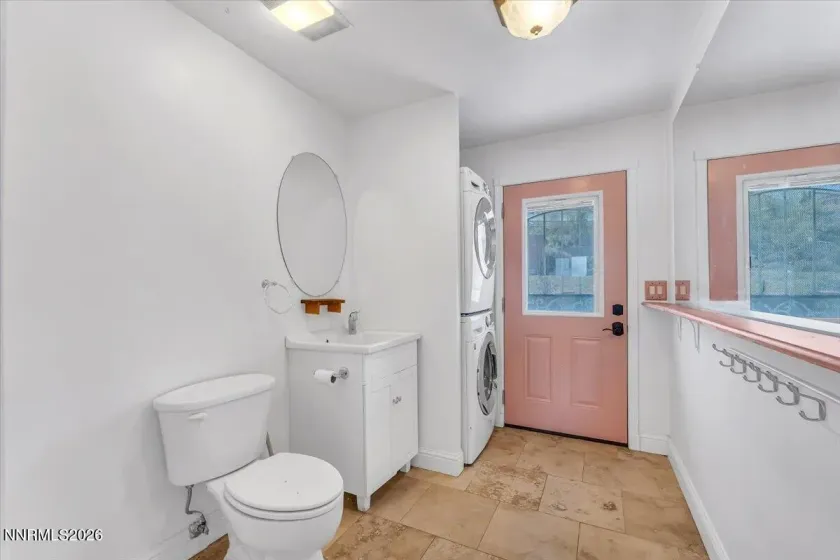 8704 Aquifer, Reno, Nevada 89506, 2 Bedrooms Bedrooms, ,2 BathroomsBathrooms,Residential,Residential,Aquifer,260003575