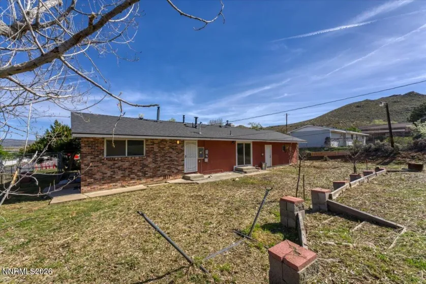 8704 Aquifer, Reno, Nevada 89506, 2 Bedrooms Bedrooms, ,2 BathroomsBathrooms,Residential,Residential,Aquifer,260003575