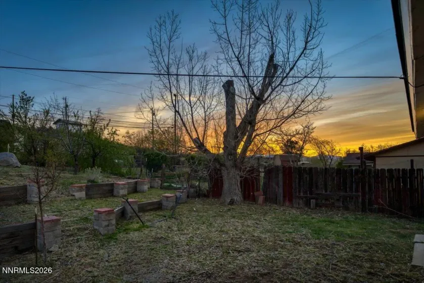 8704 Aquifer, Reno, Nevada 89506, 2 Bedrooms Bedrooms, ,2 BathroomsBathrooms,Residential,Residential,Aquifer,260003575