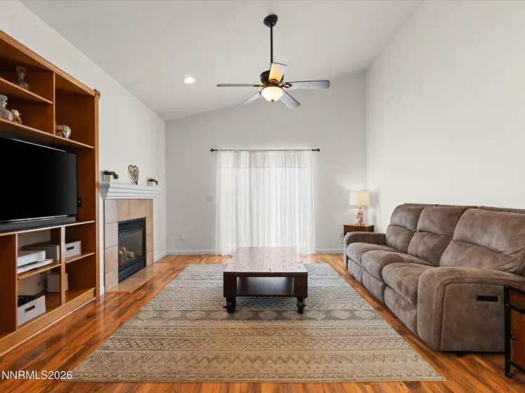 3822 Culpepper, Sparks, Nevada 89436, 3 Bedrooms Bedrooms, ,2 BathroomsBathrooms,Residential,Residential,Culpepper,260003576