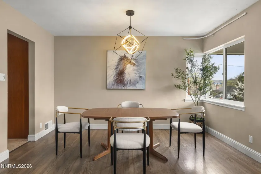 201 Sunnyside, Reno, Nevada 89503, 4 Bedrooms Bedrooms, ,4 BathroomsBathrooms,Residential,Residential,Sunnyside,260003581