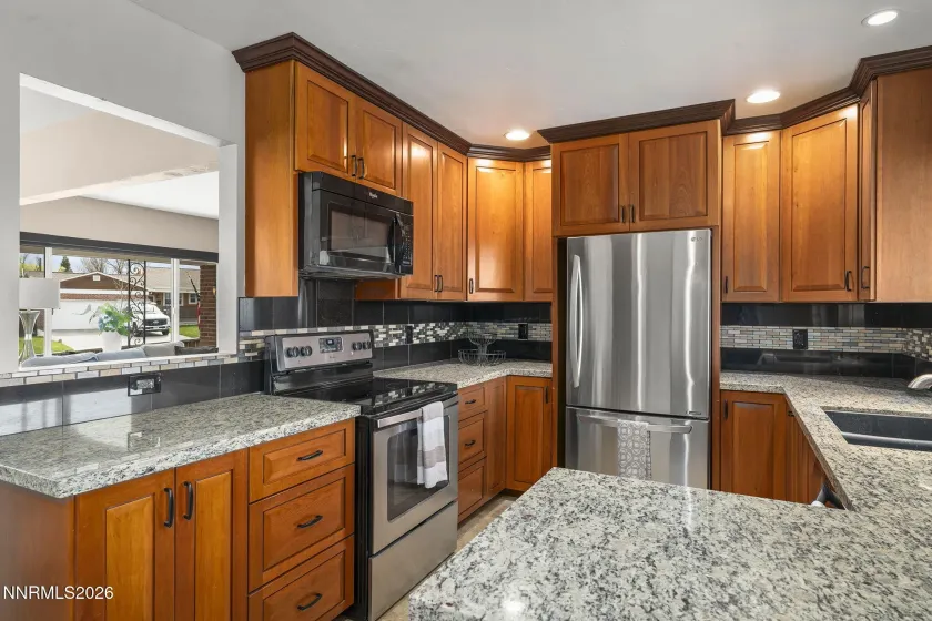 201 Sunnyside, Reno, Nevada 89503, 4 Bedrooms Bedrooms, ,4 BathroomsBathrooms,Residential,Residential,Sunnyside,260003581