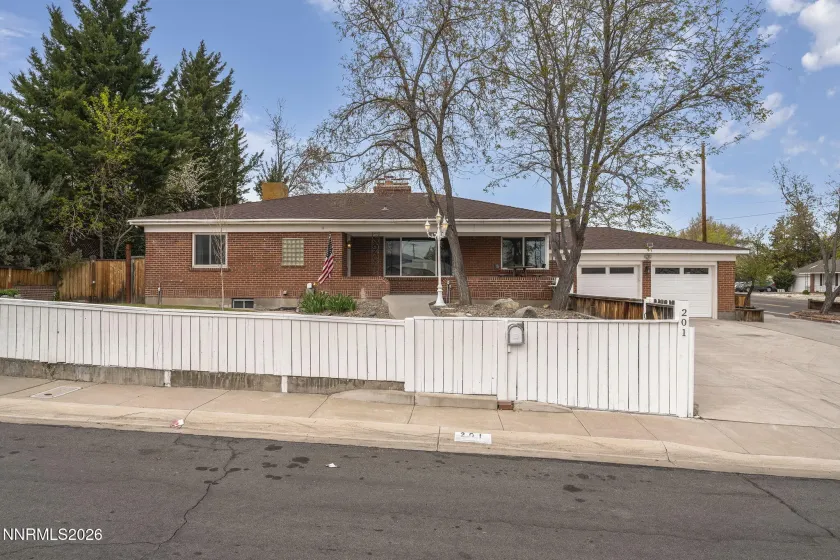 201 Sunnyside, Reno, Nevada 89503, 4 Bedrooms Bedrooms, ,4 BathroomsBathrooms,Residential,Residential,Sunnyside,260003581