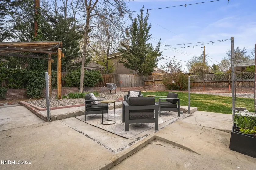 201 Sunnyside, Reno, Nevada 89503, 4 Bedrooms Bedrooms, ,4 BathroomsBathrooms,Residential,Residential,Sunnyside,260003581