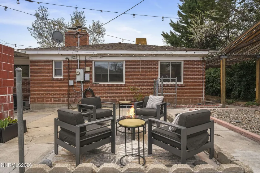 201 Sunnyside, Reno, Nevada 89503, 4 Bedrooms Bedrooms, ,4 BathroomsBathrooms,Residential,Residential,Sunnyside,260003581