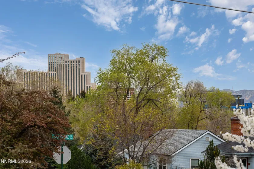 201 Sunnyside, Reno, Nevada 89503, 4 Bedrooms Bedrooms, ,4 BathroomsBathrooms,Residential,Residential,Sunnyside,260003581