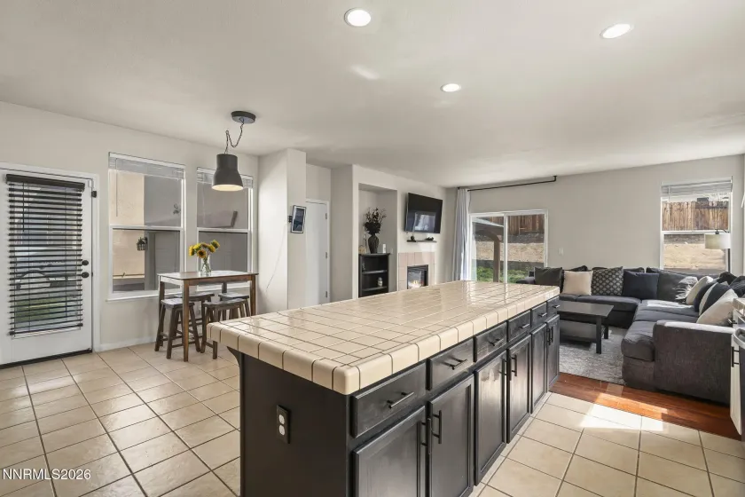 3854 Cloverbrook, Sparks, Nevada 89436, 4 Bedrooms Bedrooms, ,3 BathroomsBathrooms,Residential,Residential,Cloverbrook,260003584